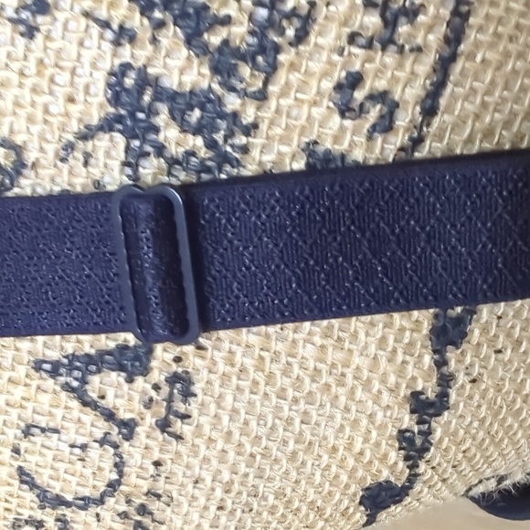 Vanity Fair Bra - Picture 5 of 7